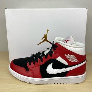 Nike Air Jordan 1 Gym Red Black Basketball BQ6472 601 Women Size 11.5 ( Men 10 )